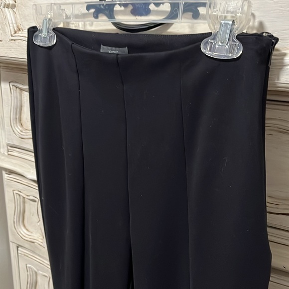 *Never Worn* Worthington Black Legging w Front-Slit - Picture 4 of 7